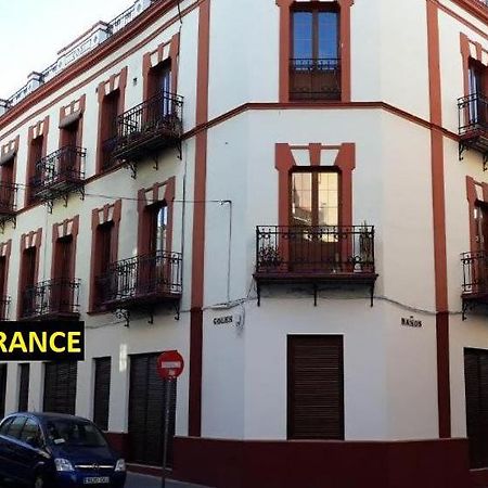 Hub Hostel Seville Luaran gambar