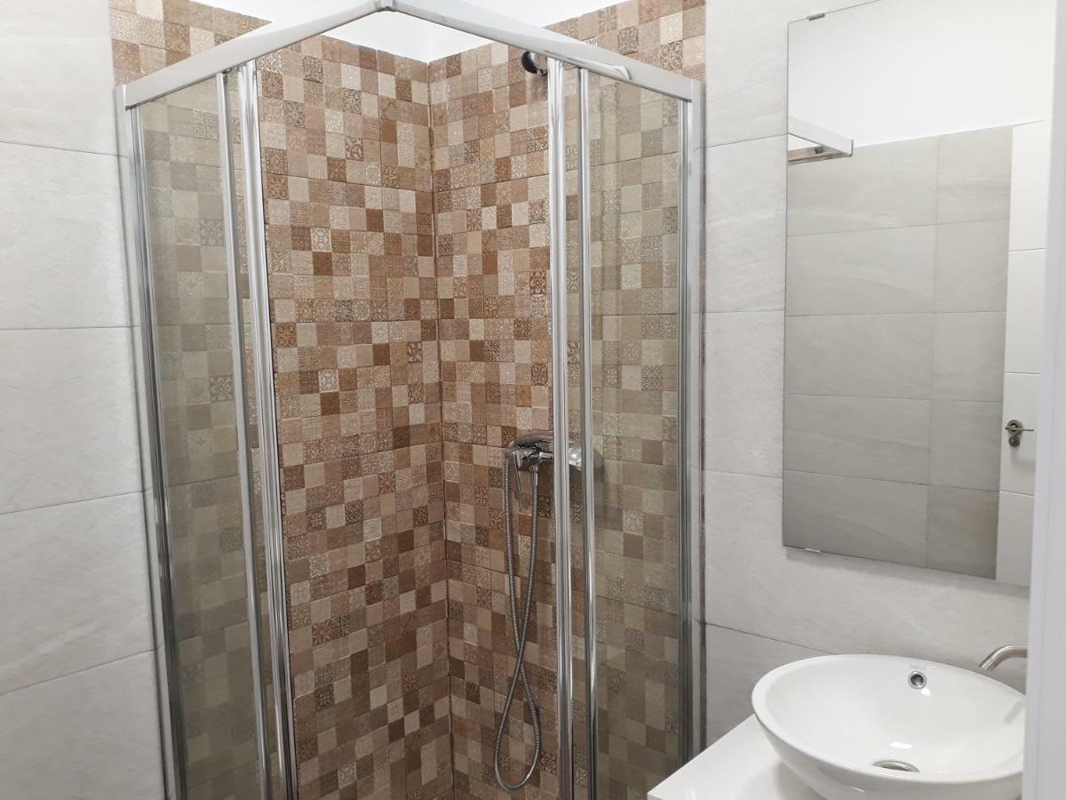 Hub Hostel Seville Luaran gambar