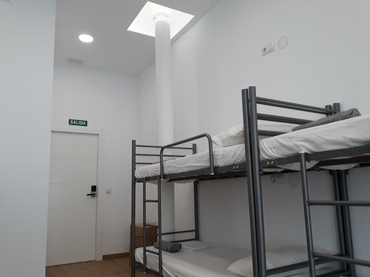 Hub Hostel Seville Luaran gambar