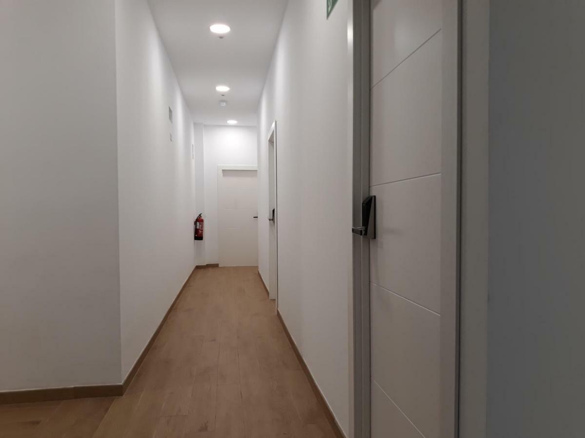 Hub Hostel Seville Luaran gambar