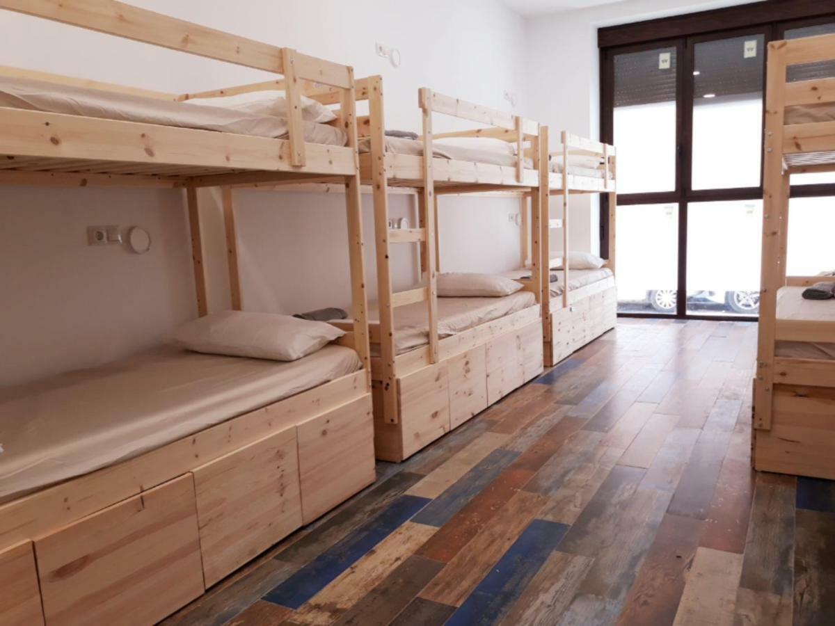 Hub Hostel Seville Luaran gambar