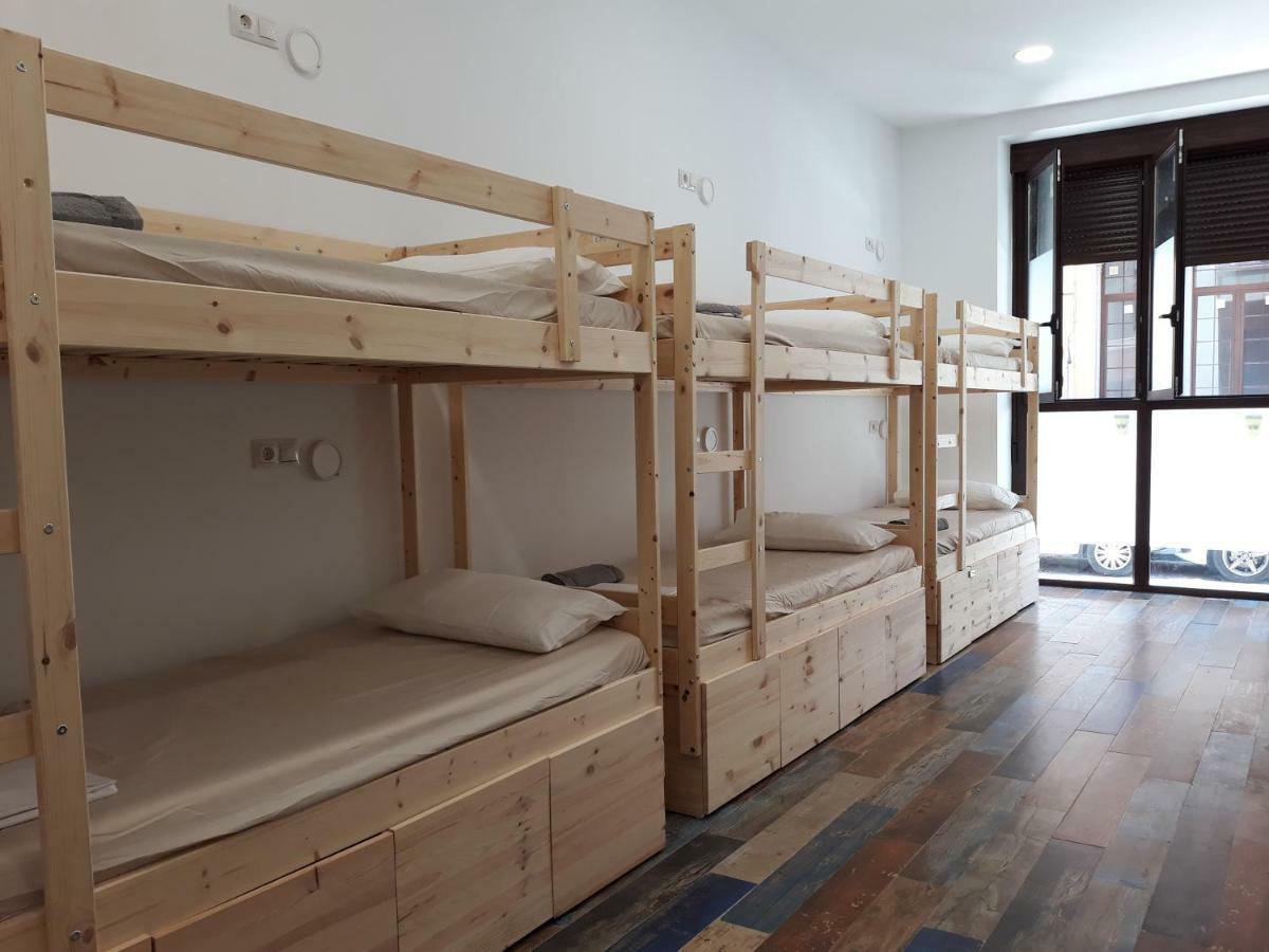 Hub Hostel Seville Luaran gambar