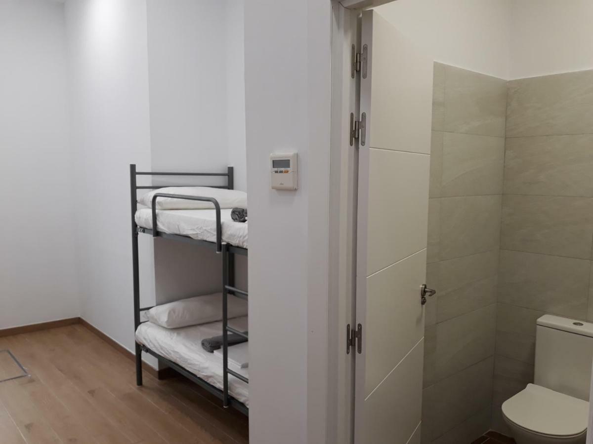 Hub Hostel Seville Luaran gambar